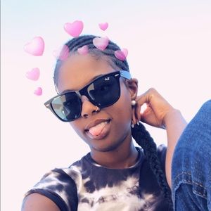 Meet your Posher, Kortisha